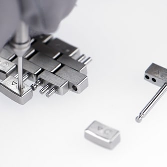 Comment ajuster le bracelet d'une montre ODYSSEUS